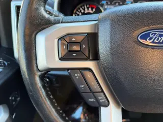 Ford F-150 2019 4x4 Lariat 4dr SuperCrew 5.5 ft. SB