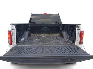 Ford F-150 2015 4x2 XLT 4dr SuperCrew 5.5 ft. SB