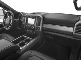 Ford F-350 Super Duty 2017 4x4 Platinum 4dr Crew Cab 8 ft. LB DRW Pickup
