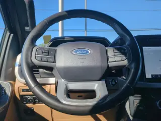 Ford F-150 2023 4x4 XLT 4dr SuperCab 6.5 ft. SB