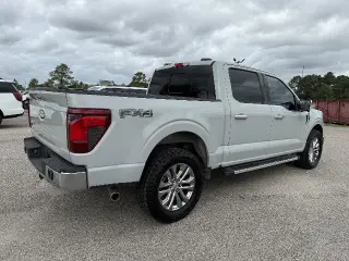 Ford F-150 2024 4x4 XLT 4dr SuperCrew 5.5 ft. SB