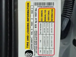 Ford F-150 2022 4x4 Lariat 4dr SuperCrew 5.5 ft. SB