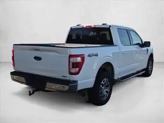 Ford F-150 2022 4x4 Lariat 4dr SuperCrew 5.5 ft. SB