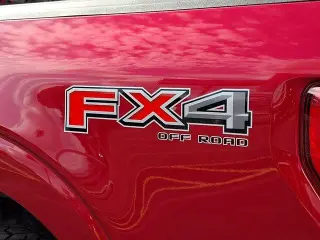Ford F-150 2021 4x4 Lariat 4dr SuperCrew 6.5 ft. SB