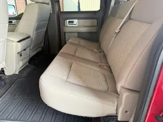 Ford F-150 2010 4x4 XLT 4dr SuperCrew Styleside 5.5 ft. SB