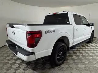 Ford F-150 2025 4x4 XLT 4 puertas SuperCrew 5.5 pies SB