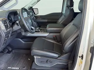 Ford F-150 2022 4x4 Lariat 4dr SuperCrew 6.5 ft. SB