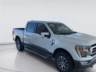Ford F-150 2022 4x4 Lariat 4dr SuperCrew 6.5 ft. SB