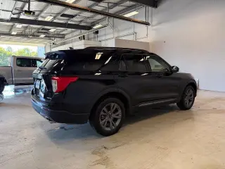 Ford Explorer 2024 AWD XLT 4dr SUV