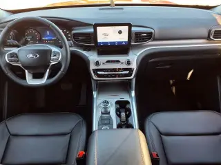 Ford Explorer 2024 AWD XLT 4dr SUV