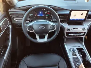 Ford Explorer 2024 AWD XLT 4dr SUV