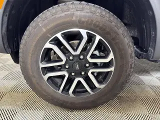 Ford Ranger 2025 4x2 Lariat 4dr SuperCrew 5.0 ft. SB