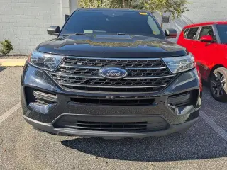 Ford Explorer 2023 XLT SUV de 4 puertas