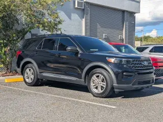 Ford Explorer 2023 XLT SUV de 4 puertas
