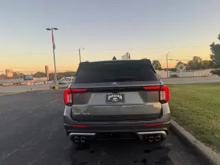 Ford Explorer 2020 AWD Platinum 4dr SUV