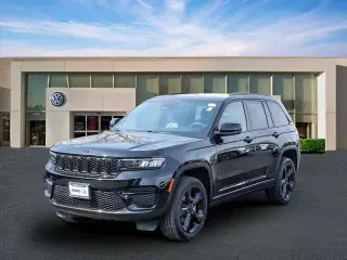 Jeep Grand Cherokee 2023 4x4 Laredo X 4dr SUV