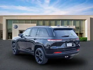 Jeep Grand Cherokee 2023 4x4 Laredo X 4dr SUV