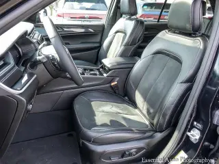 Jeep Grand Cherokee 2023 4x4 Laredo X 4dr SUV