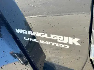 Jeep Wrangler JK Unlimited 2018 4x4 Sahara 4puj SUV