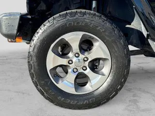 Jeep Wrangler JK Unlimited 2018 4x4 Sahara 4puj SUV