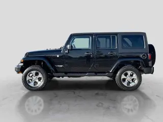 Jeep Wrangler JK Unlimited 2018 4x4 Sahara 4puj SUV