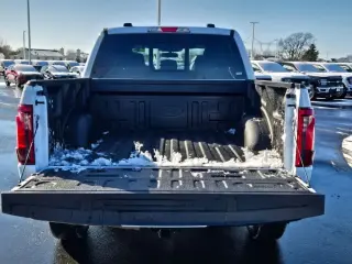 Ford F-150 2025 4x4 XLT 4p SuperCrew 6.5 ft. SB
