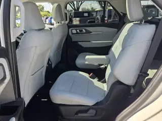Ford Explorer 2025 Platinum 4dr SUV