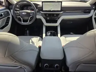 Ford Explorer 2025 Platinum 4dr SUV