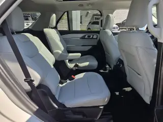 Ford Explorer 2025 Platinum 4dr SUV