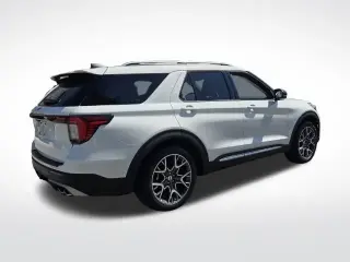 Ford Explorer 2025 Platinum 4dr SUV