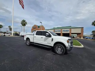 Ford F-250 Super Duty 2021 4x4 Lariat 4dr Crew Cab 6.8 ft. SB Pickup