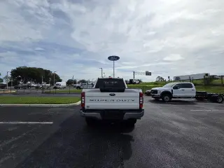 Ford F-250 Super Duty 2021 4x4 Lariat 4dr Crew Cab 6.8 ft. SB Pickup