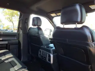Ford F-150 2019 4x4 Raptor 4p SuperCrew 5.5 ft. SB