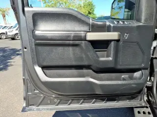 Ford F-150 2019 4x4 Raptor 4p SuperCrew 5.5 ft. SB