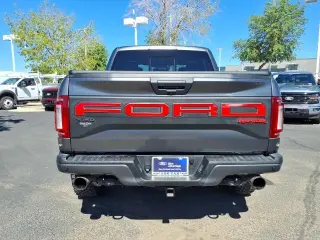 Ford F-150 2019 4x4 Raptor 4p SuperCrew 5.5 ft. SB