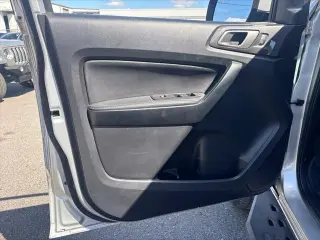 Ford Ranger 2019 4x2 Lariat 4 puertas SuperCrew 5.1 pies SB