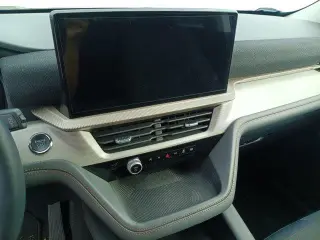 Ford Explorer 2025 Active 4dr SUV