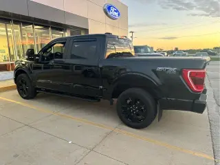 Ford F-150 2023 4x4 XL 4dr SuperCrew 5.5 ft. SB