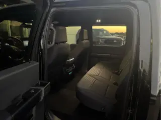 Ford F-150 2023 4x4 XL 4dr SuperCrew 5.5 ft. SB