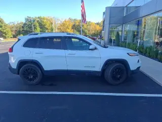 Jeep Cherokee 2014 4x4 Latitude 4p SUV