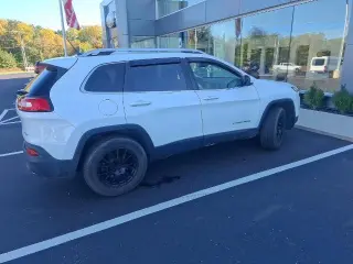 Jeep Cherokee 2014 4x4 Latitude 4p SUV