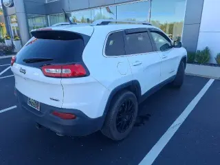Jeep Cherokee 2014 4x4 Latitude 4p SUV