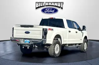 Ford F-250 Super Duty 2018 4x4 XL 4p Crew Cab 6,8 ft. CB Camioneta
