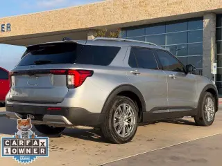 Ford Explorer 2025 Platinum 4 SUV
