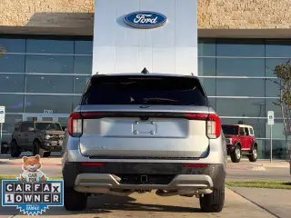 Ford Explorer 2025 Platinum 4 SUV