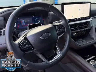 Ford Explorer 2025 Platinum 4 SUV