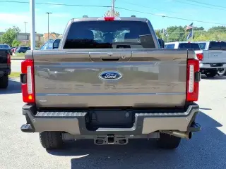 Ford F-250 Super Duty 2023 4x4 XLT 4dr SuperCab 6.8 ft. SB Pickup
