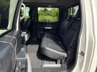 Ford F-250 Super Duty 2020 4x4 Lariat 4dr Crew Cab 6.8 ft. SB Pickup