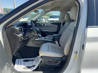 Ford Explorer 2023 XLT 4dr SUV
