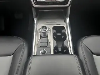 Ford Explorer 2022 AWD XLT 4dr SUV